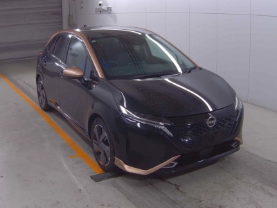 NISSAN AURA