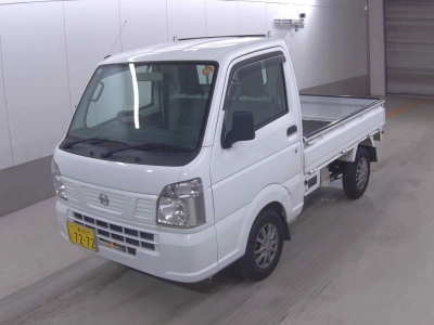 NISSAN NT100 CLIPPER