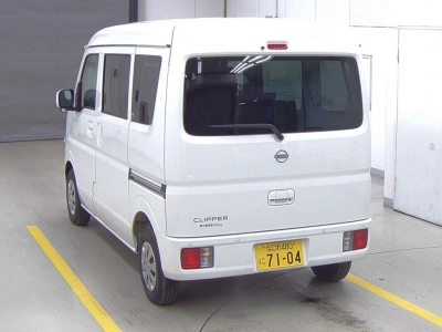 NISSAN CLIPPER