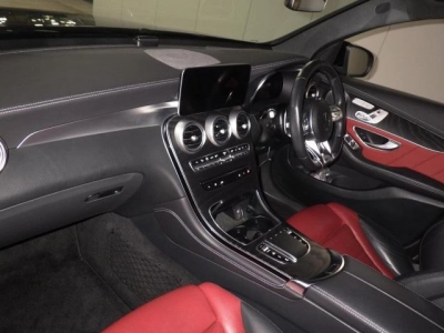 MERCEDES BENZ AMG GLC