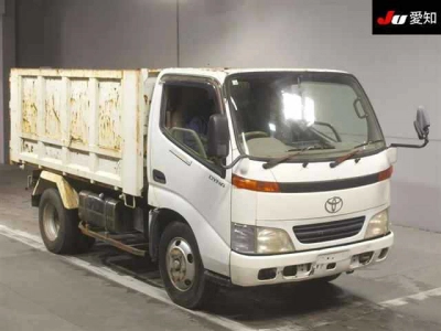 TOYOTA DYNA TRUCK