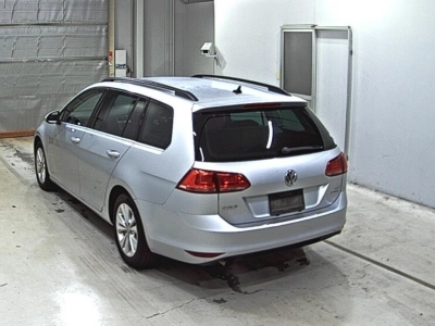 VOLKSWAGEN GOLF VARIANT