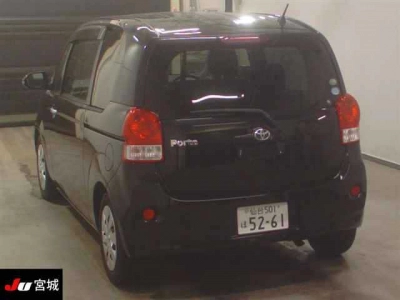 TOYOTA PORTE