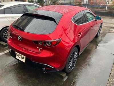 MAZDA MAZDA3 FASTBACK