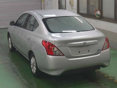 NISSAN TIIDA LATIO