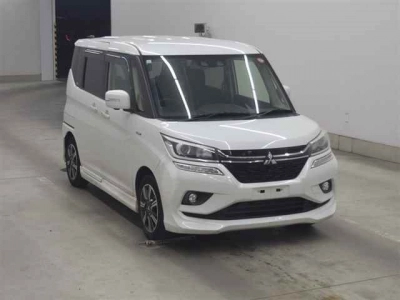 MITSUBISHI DELICA D:2