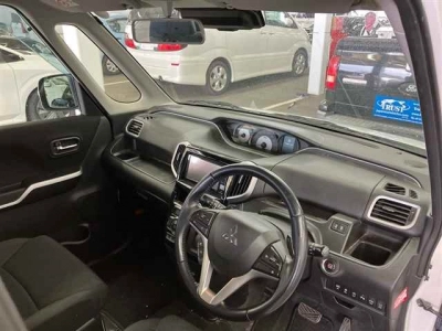 MITSUBISHI DELICA D:2