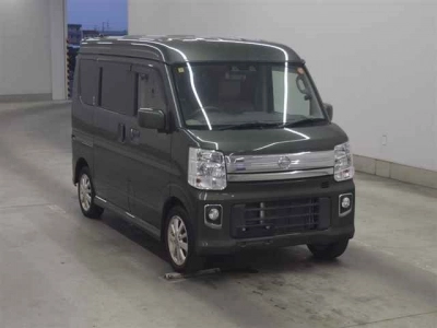 NISSAN NV100 CLIPPER RIO
