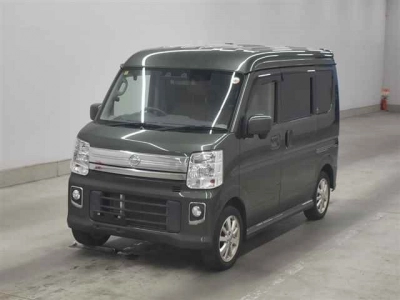 NISSAN NV100 CLIPPER RIO