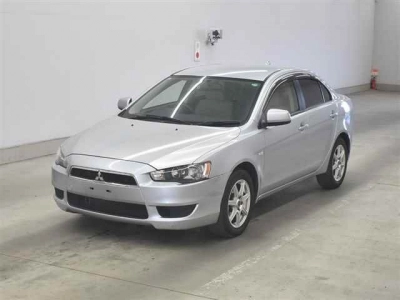 MITSUBISHI GALANT FORTIS