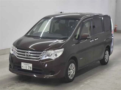 NISSAN SERENA