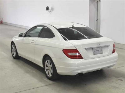 MERCEDES BENZ C CLASS
