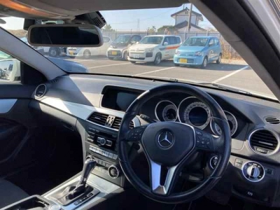 MERCEDES BENZ C CLASS