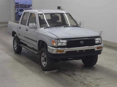 TOYOTA HILUX PICK UP