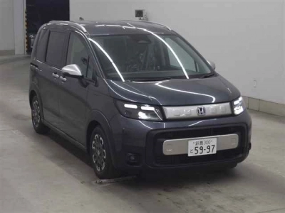 HONDA FREED HYBRID