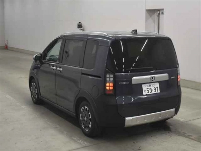 HONDA FREED HYBRID