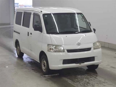TOYOTA LITE ACE VAN
