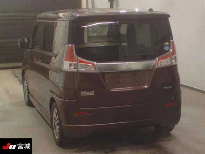 MITSUBISHI DELICA D:2