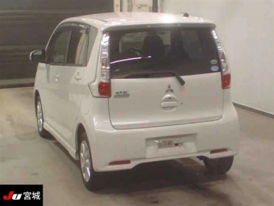 MITSUBISHI EK CUSTOM