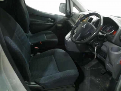 MITSUBISHI DELICA D:3