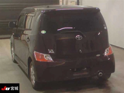 TOYOTA BB