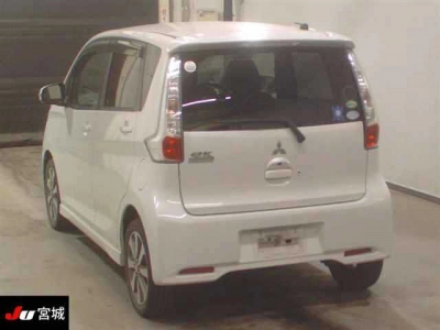 MITSUBISHI EK CUSTOM