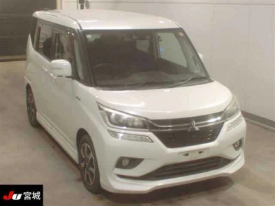 MITSUBISHI DELICA D:2