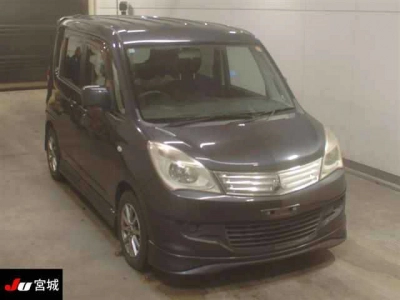 MITSUBISHI DELICA D:2