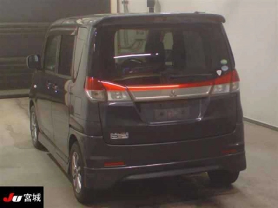 MITSUBISHI DELICA D:2