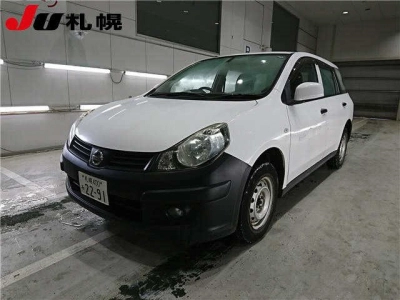 NISSAN AD VAN