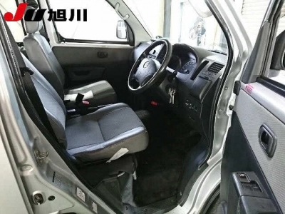 TOYOTA TOWN ACE VAN