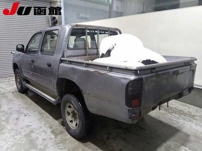 TOYOTA HILUX PICK UP