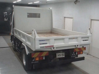 MITSUBISHI FUSO FIGHTER
