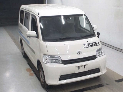 TOYOTA TOWN ACE VAN