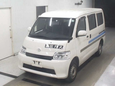 TOYOTA TOWN ACE VAN