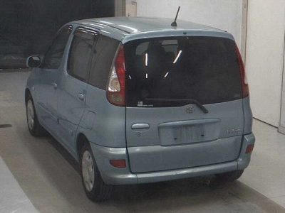 TOYOTA FUN CARGO