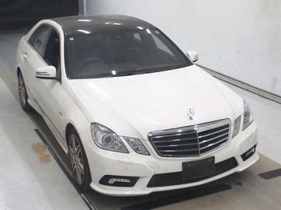 MERCEDES BENZ E CLASS