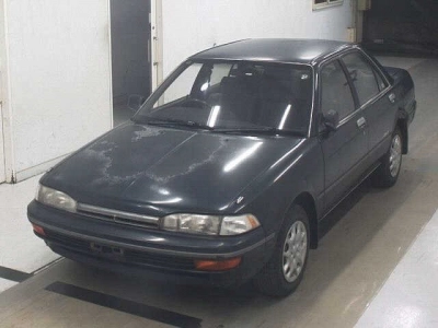 TOYOTA CARINA