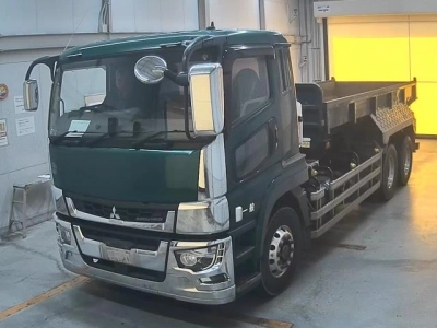 MITSUBISHI FUSO