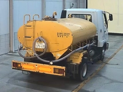 MITSUBISHI FUSO FIGHTER