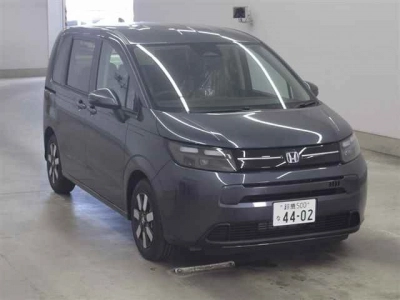 HONDA FREED HYBRID