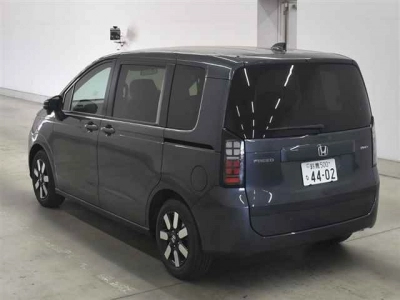 HONDA FREED HYBRID