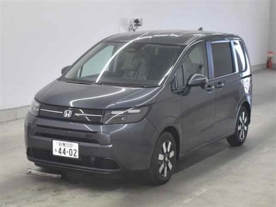 HONDA FREED HYBRID