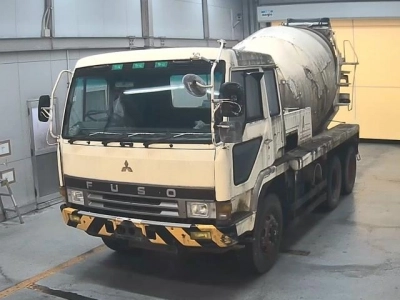 MITSUBISHI FUSO