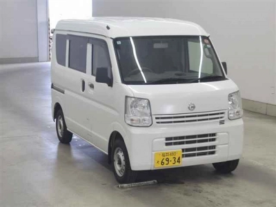 NISSAN NV100 CLIPPER