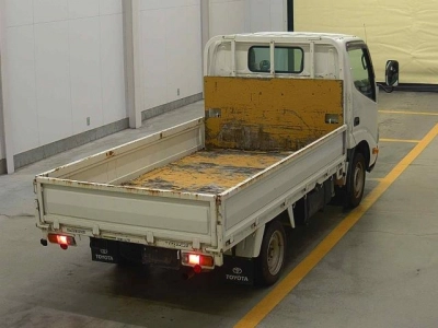 TOYOTA DYNA