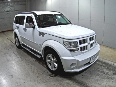 DODGE NITRO