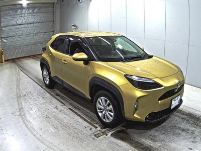 TOYOTA YARIS CROSS
