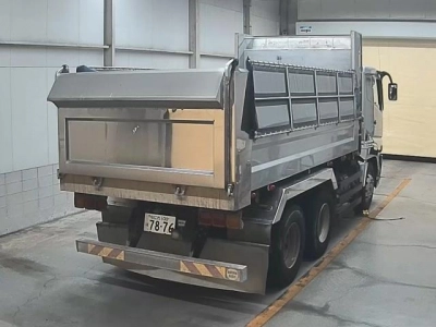 MITSUBISHI FUSO