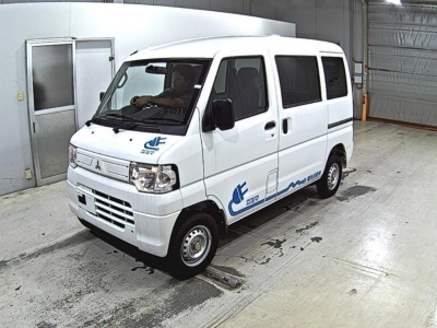 MITSUBISHI MINICAB MIEV